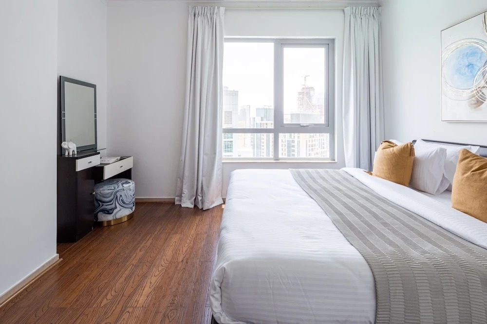 Stellar 2BR Apartment With Dazzling Views Of The Burj Khalifa