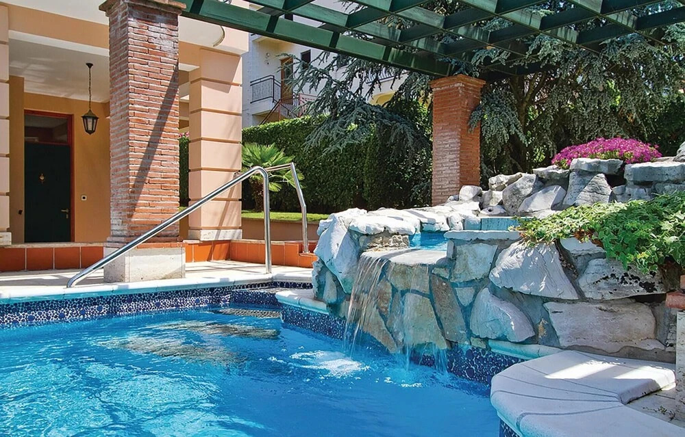 Stunning Home in Porec With Outdoor Swimming Pool, Wifi and 7 Bedrooms