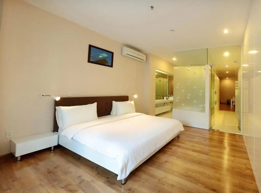 Lucky Residence Suites Apartment