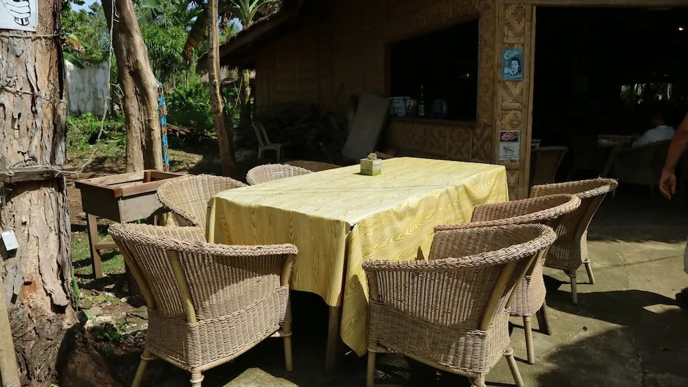 Henry's Hostel