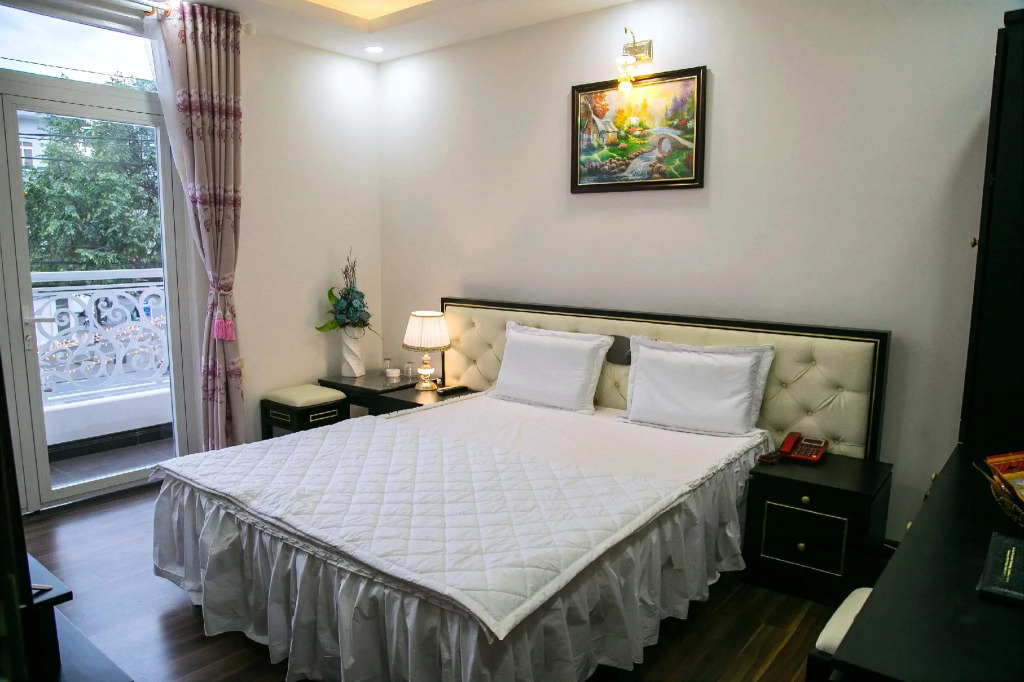 Khách sạn Vĩnh Hội