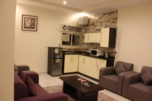 Hikaiah Aparthotel