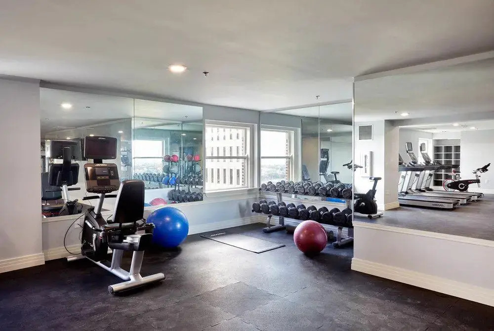 Deluxe Canal Street 2BR Suites by Sonder