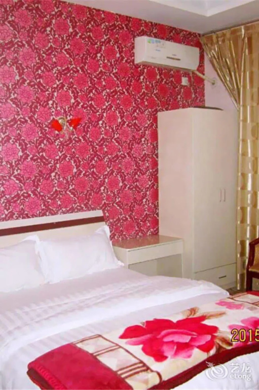Shuangliu Xinshiji Hotel