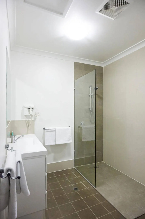 Oxley Court Serviced Apartments