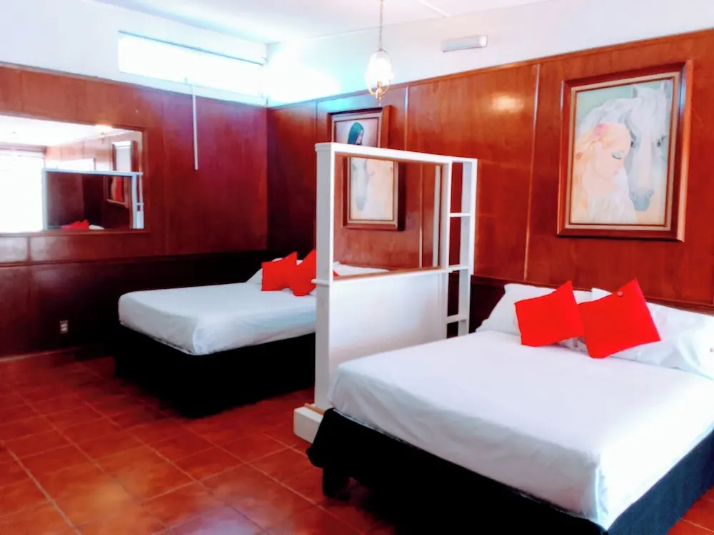 San Antonios Hotel
