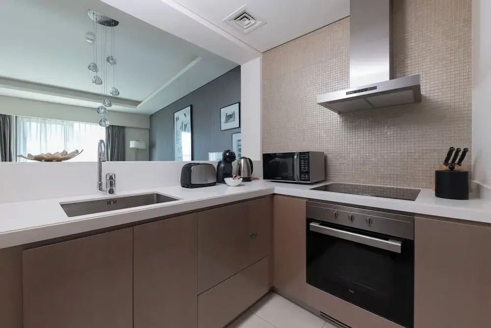 Cozy 1BR with balcony Damac Towers