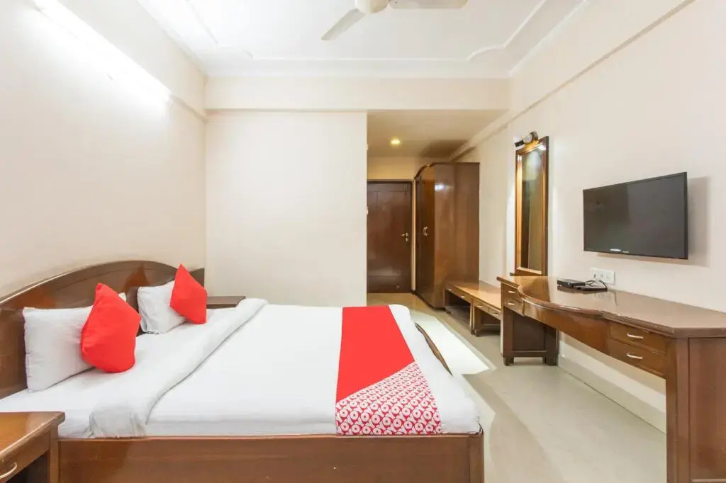 Vikramaditya Hotel by OYO Rooms