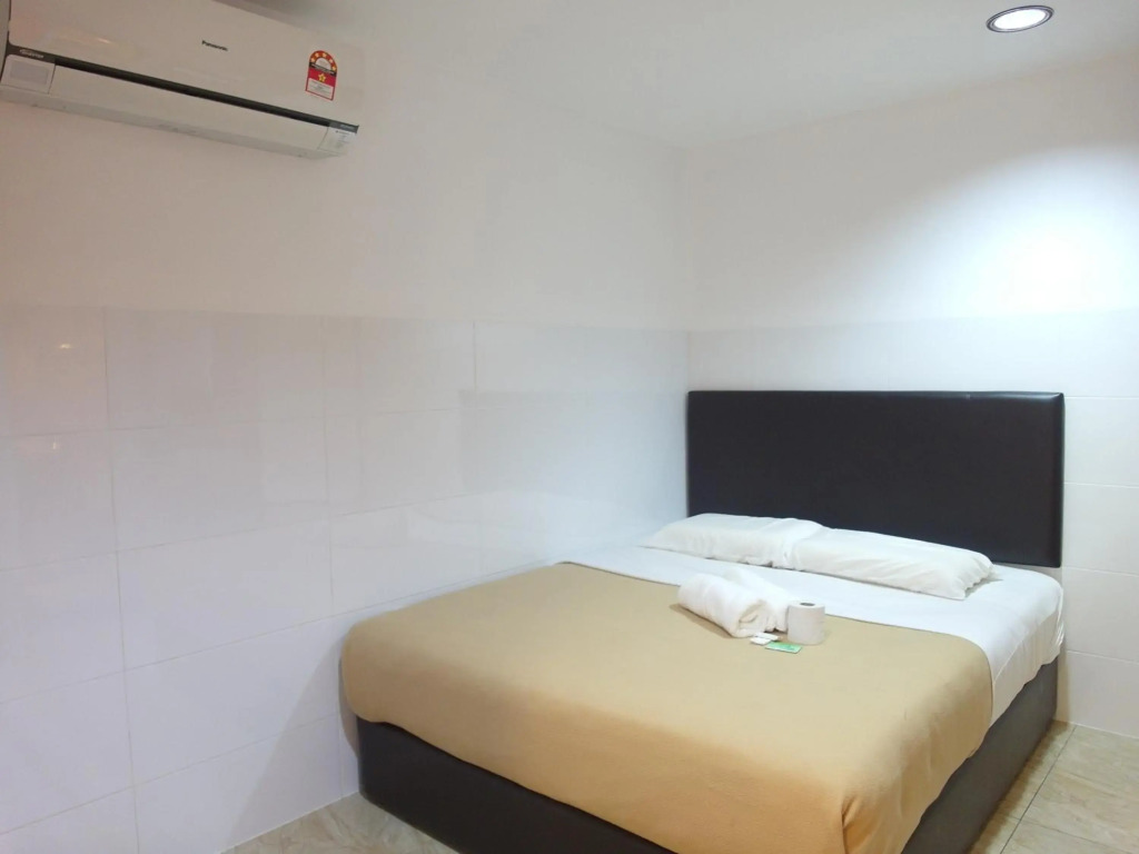Comfort Two Hotel