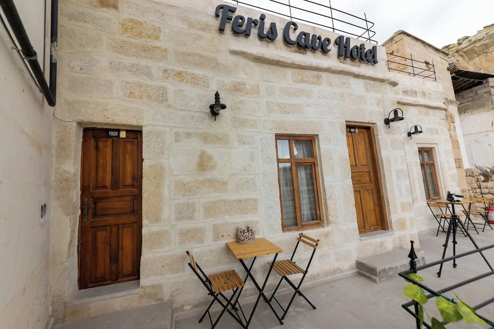 Feris Cave Suite Hotel