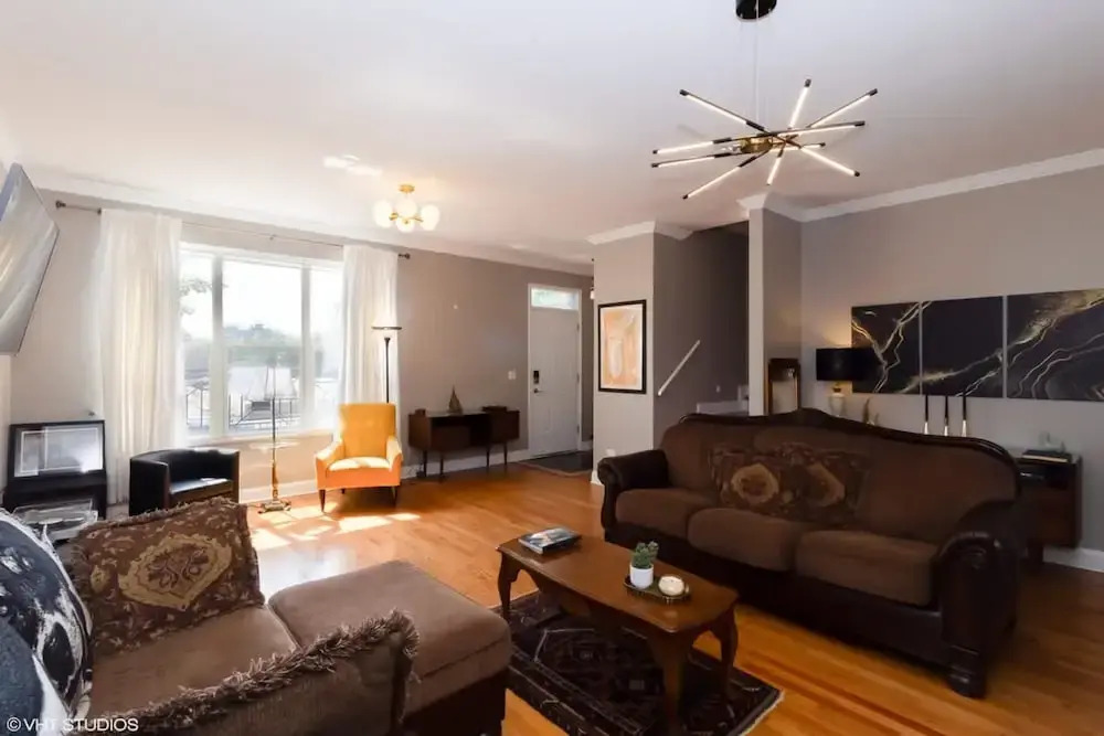Spacious 3BR Home by United Center w Deck Yard
