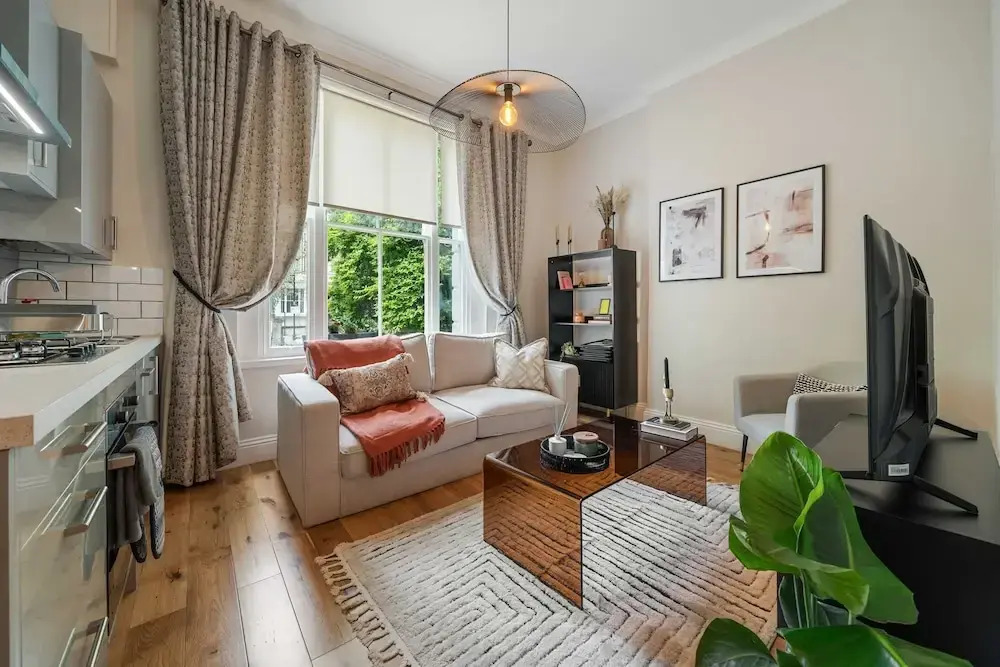 2-bed Notting Hill Apartment With Garden Access