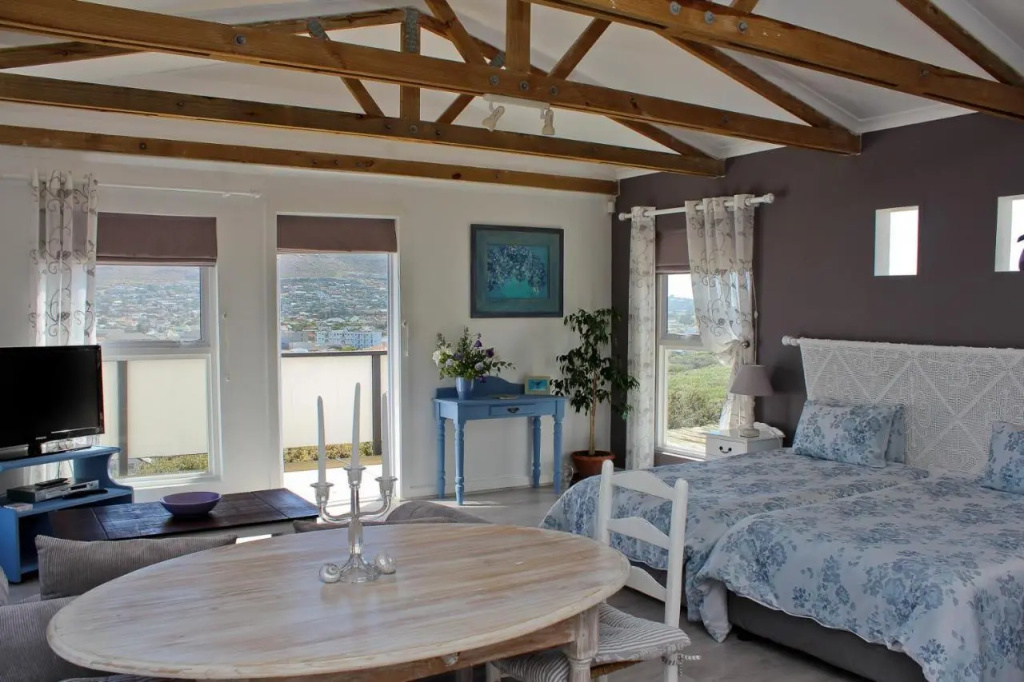 Rooms With a View for Two