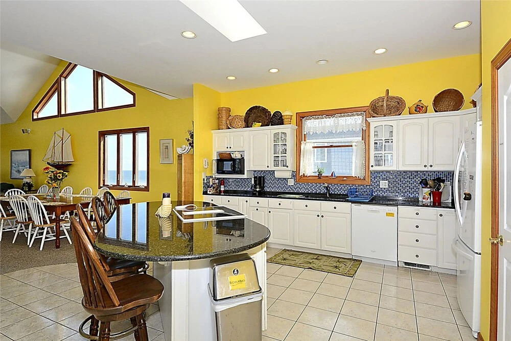Ocean Village D39 Sandpiper by Long & Foster