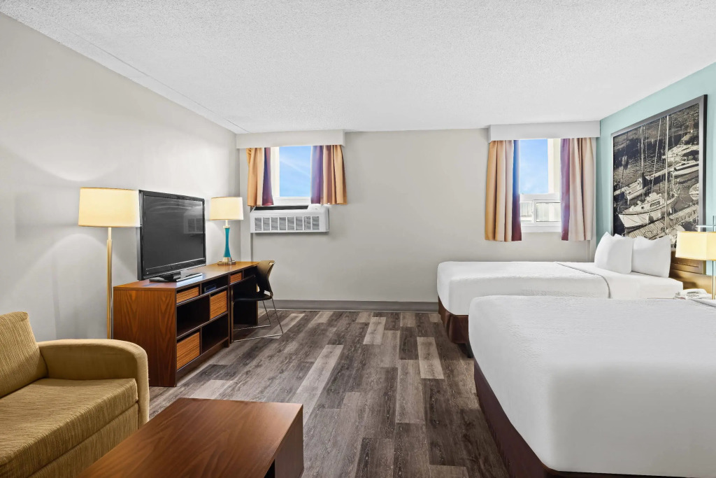 Super 8 by Wyndham Thunder Bay