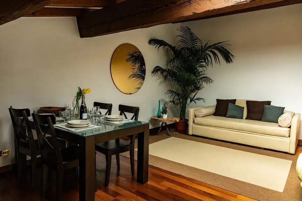 Luxurious Arena residence 80 meters from the Arena