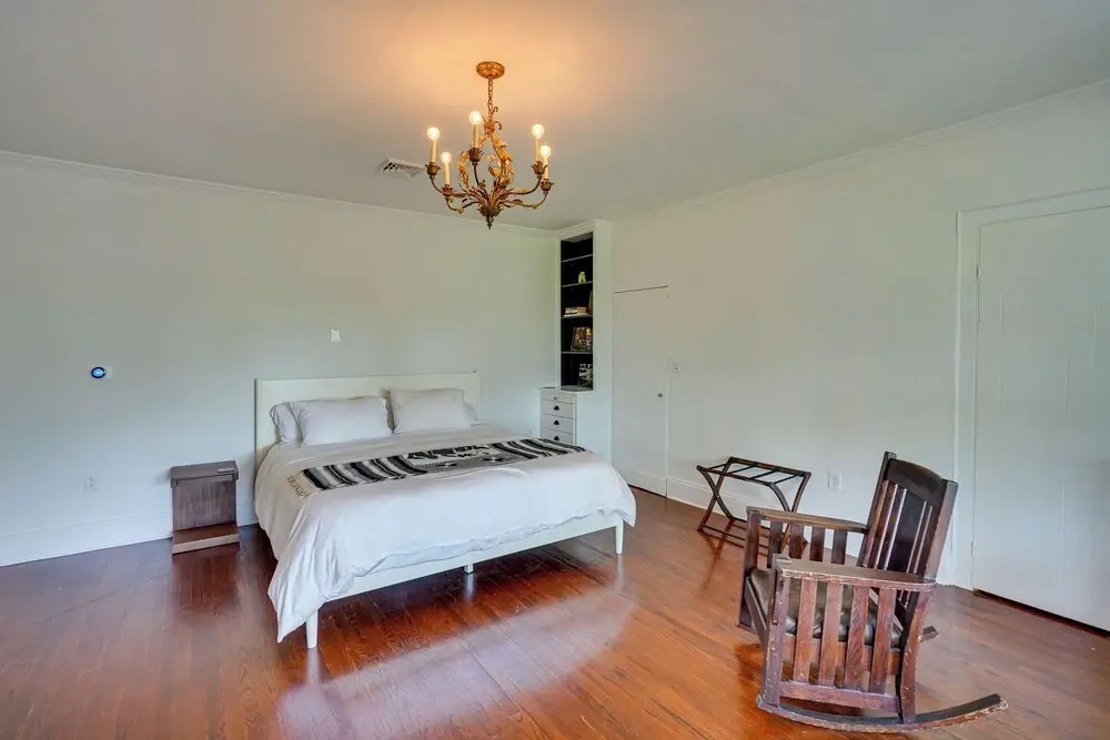 Coxsackie Home w/ River Views: Walk to The Wire!