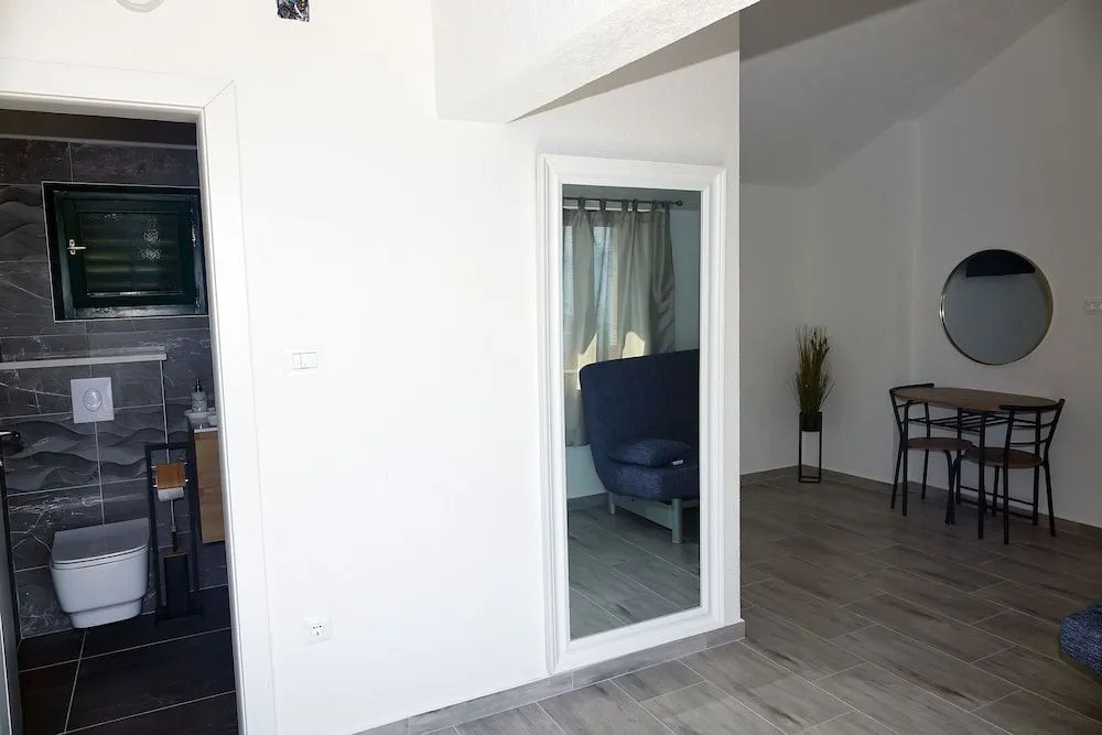 House Niksa