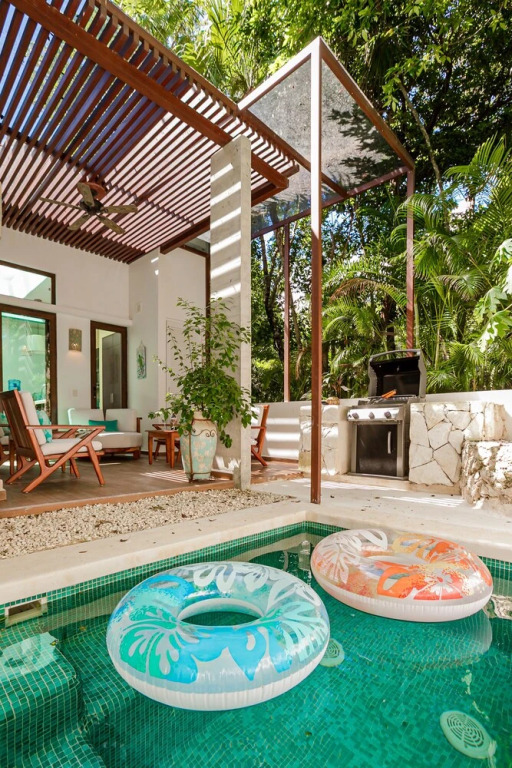 Marvellouse Town House, Terrace, Pool and Golf