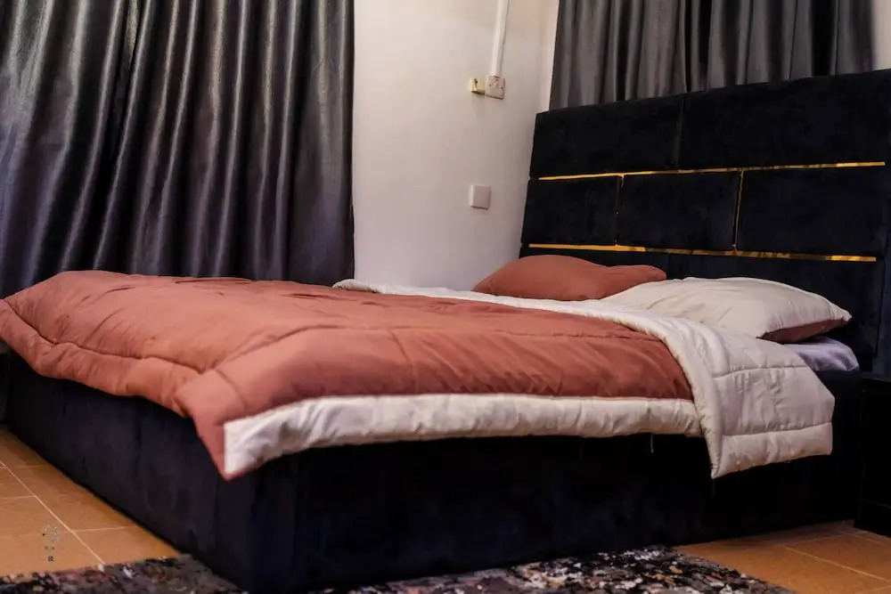 2 Bedroom Luxury Apartment With Pool -24hrs Power -ps4