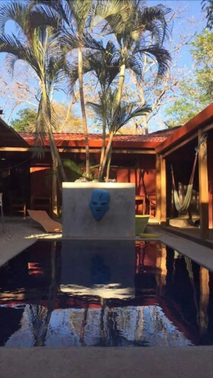 Hotel Mahayana