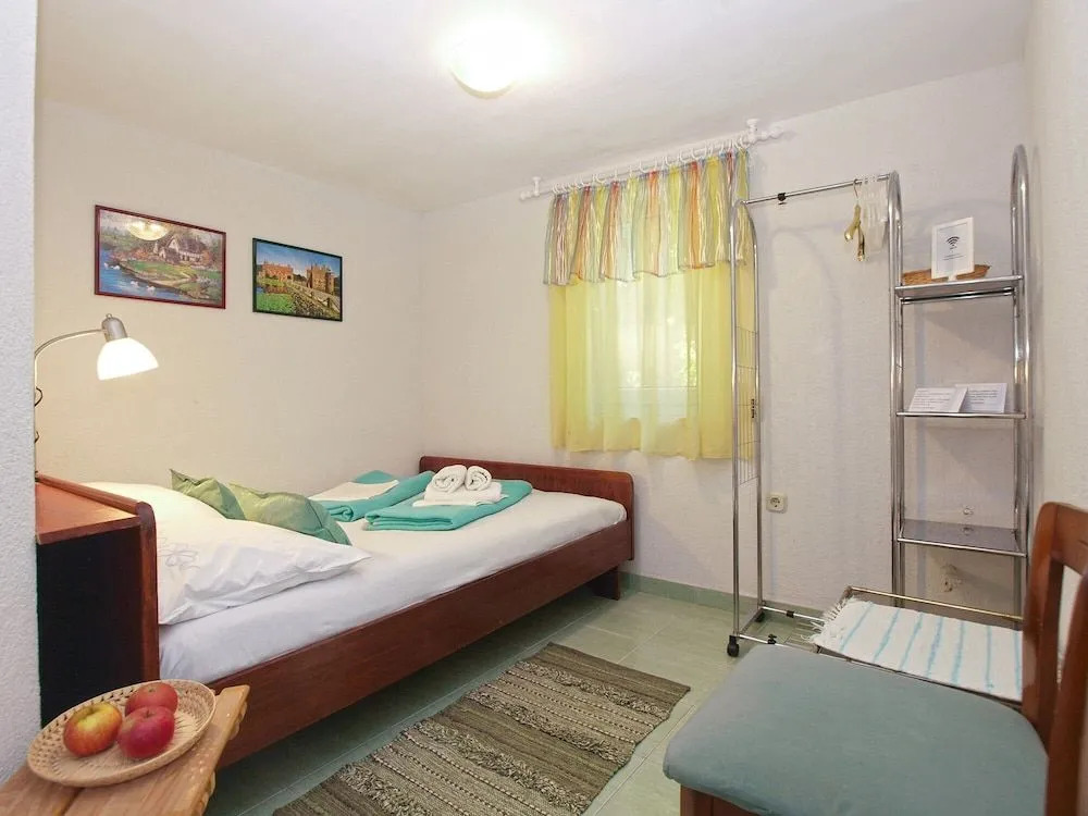Apartments Jacqueline 1227