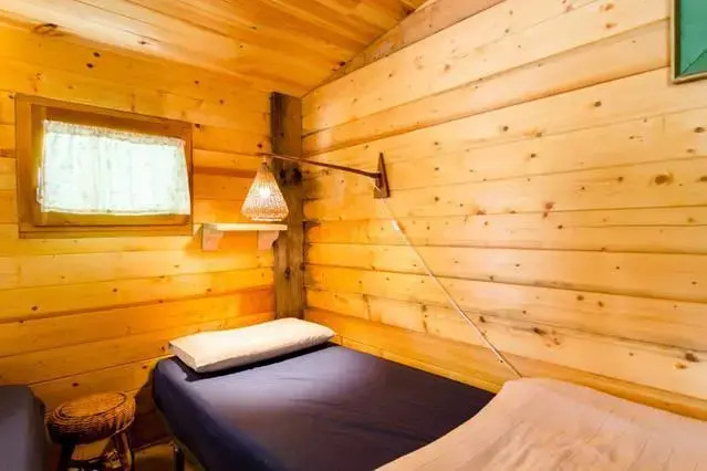 Surf N Sand Hostel