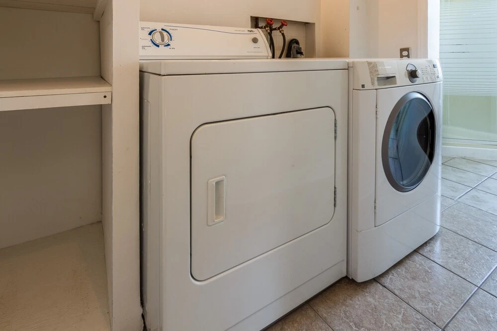 Sunny 1BR in Trendy Plateau by Host Kick