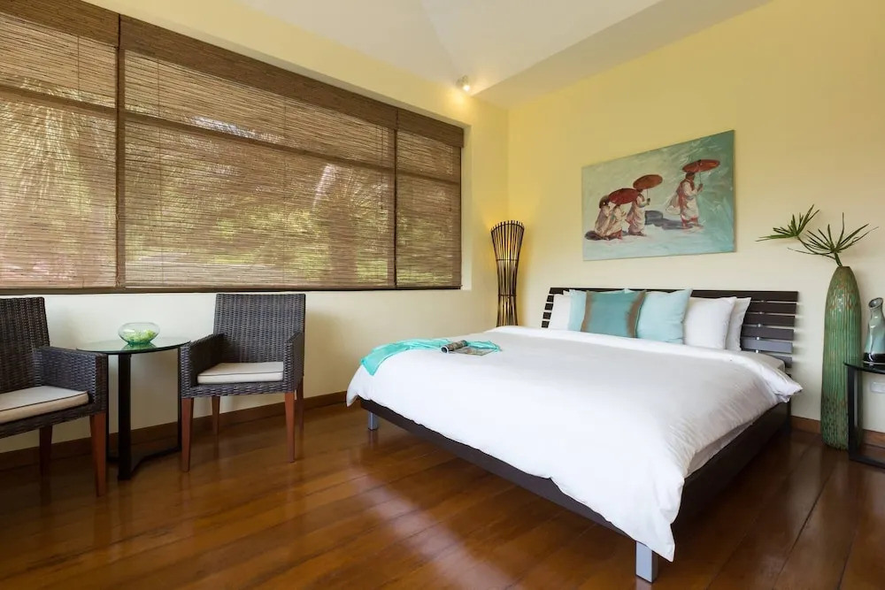 Relaxing Villa, Amazing View to Angthon Marine Park
