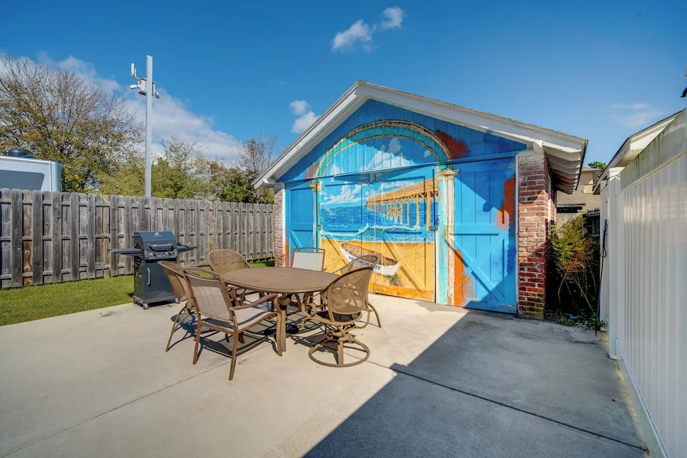 2 Blocks to Ventnor City Beach: Pet-friendly Gem!