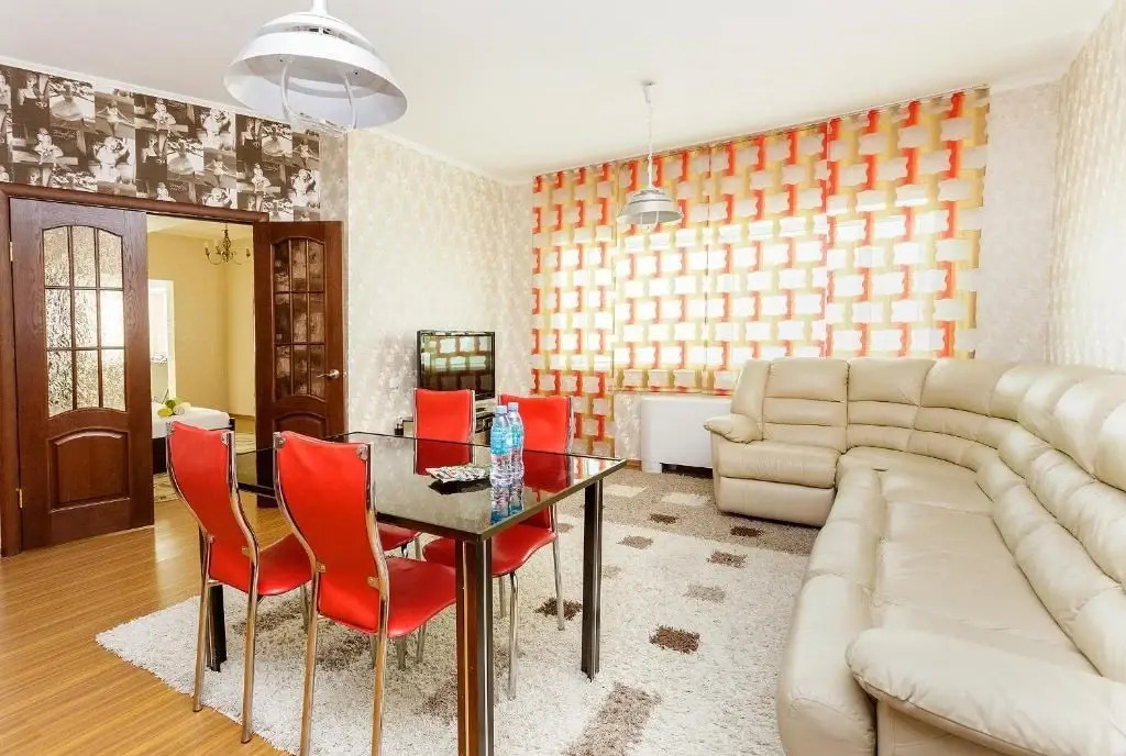 2 Rooms Dostyk 5 Apatment