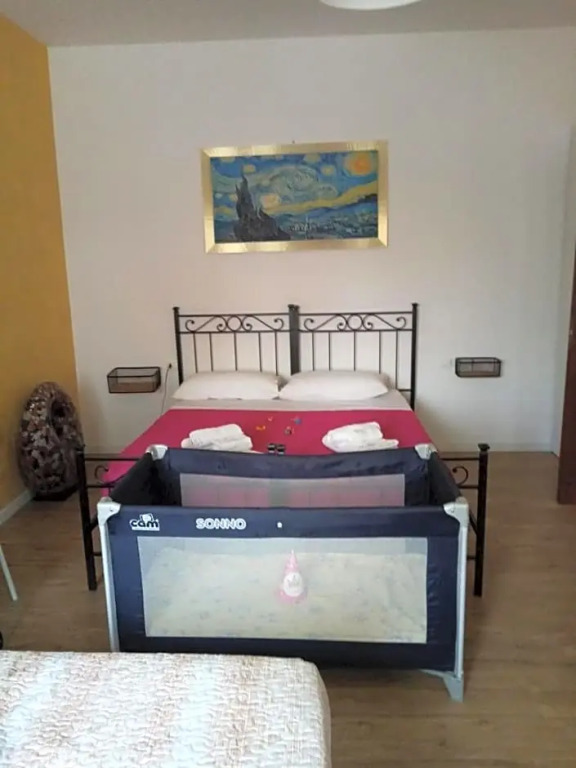 Emmanueli65 fronte clinica per 5 matrimoniale 2 singoli 1 divano letto