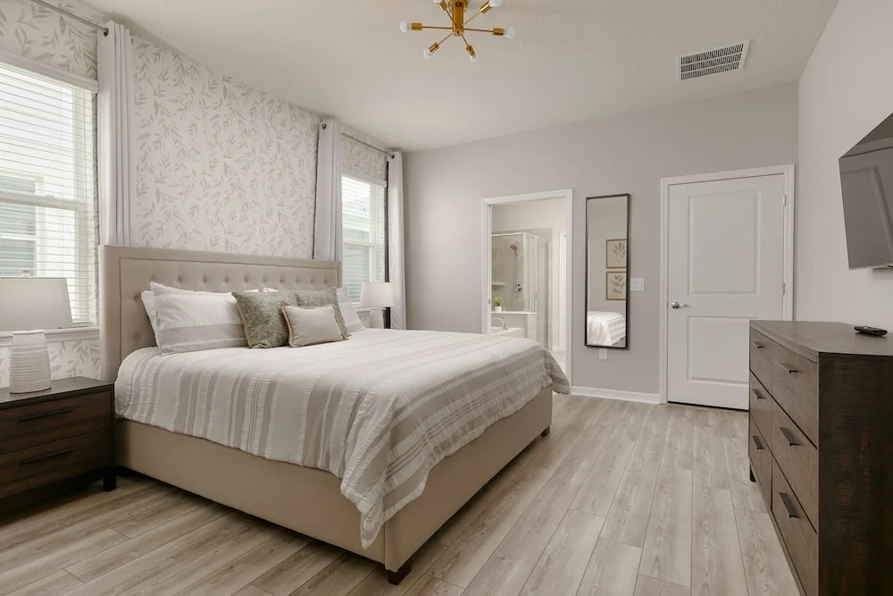 Windsor Wonderland - Boho Disney Retreat