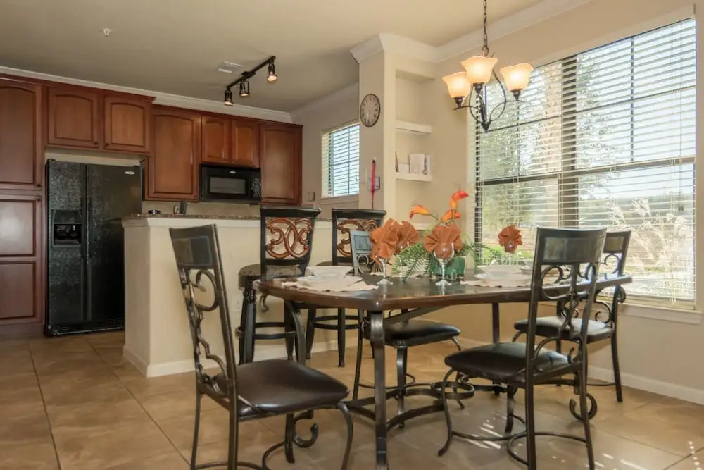 BP914CP Bella Piazza - Three Bedroom Condo