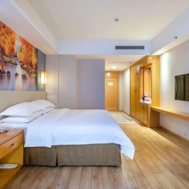 Vienna International Hotel (Changsha Wuyi Square)