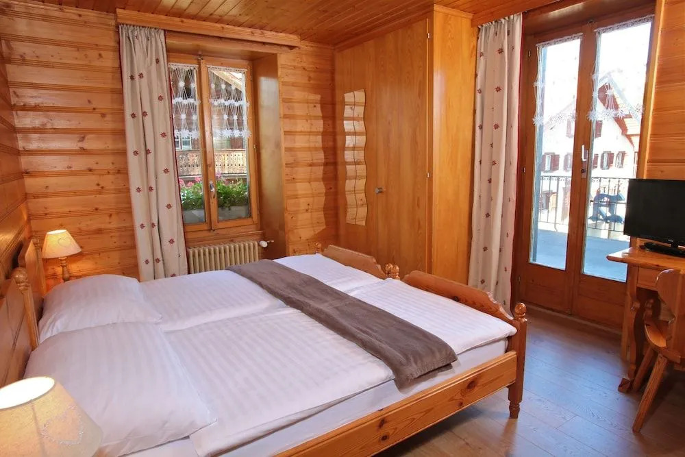 Hotel La Tour dAï