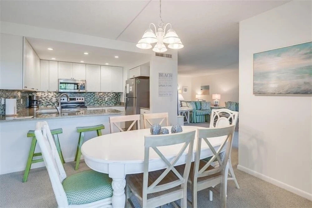 Sea Oats 321 2 Bedroom Condo by RedAwning
