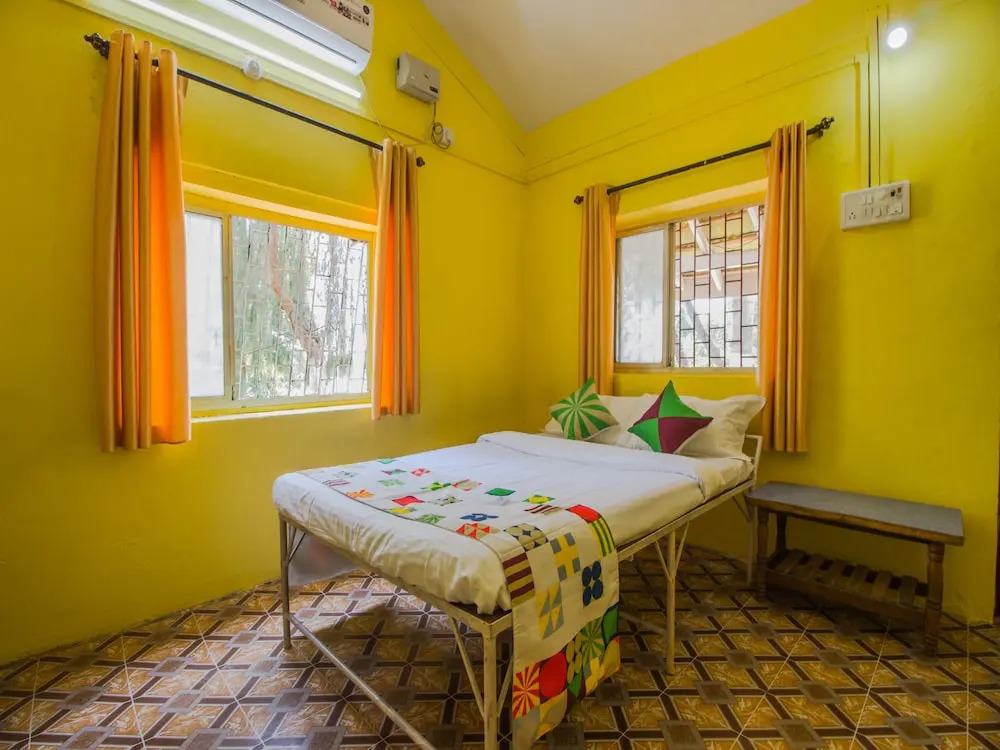 OYO 13117 Home Lake View Studio Canacona