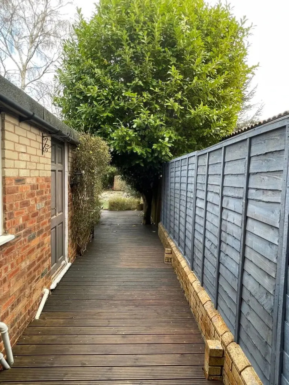 Familyfriendly - Sleeps6 - Privateparking - Garden