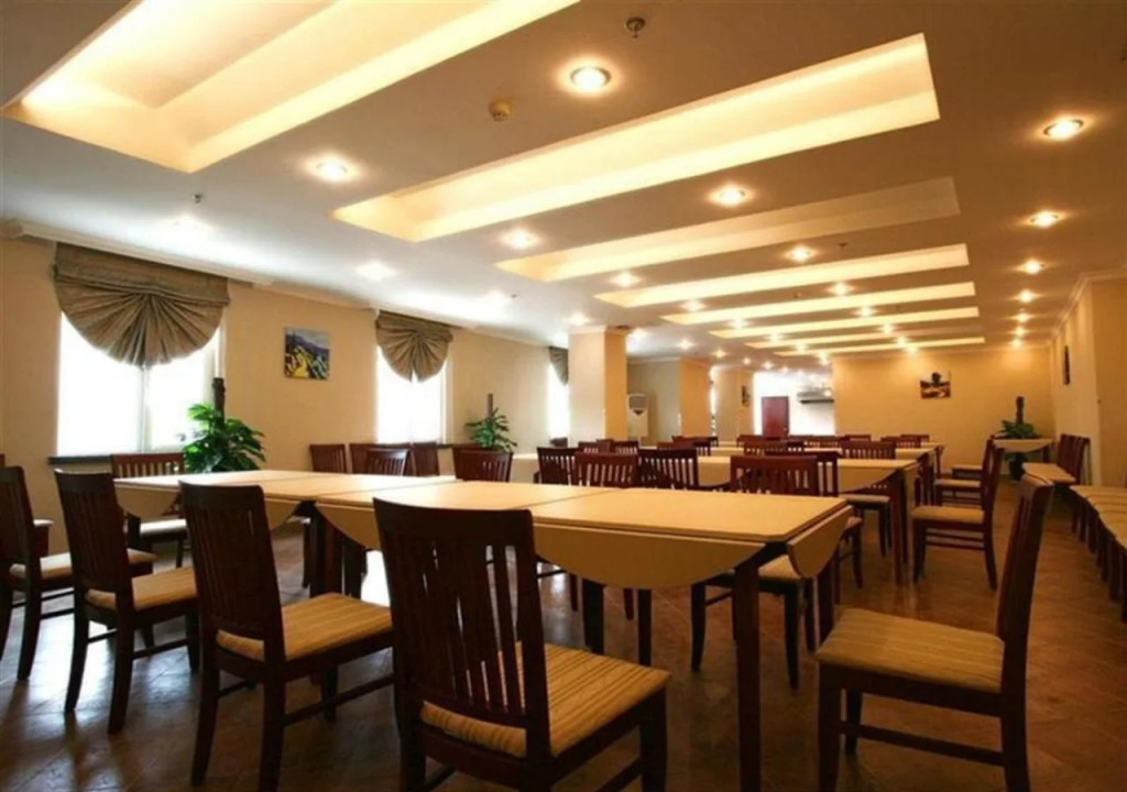 GreenTree Inn Shanghai Hongqiao Airport Hotel