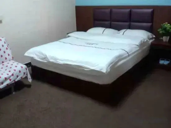 Xingguang Apartment (Zhongshan Huiyimei Shopping Plaza)