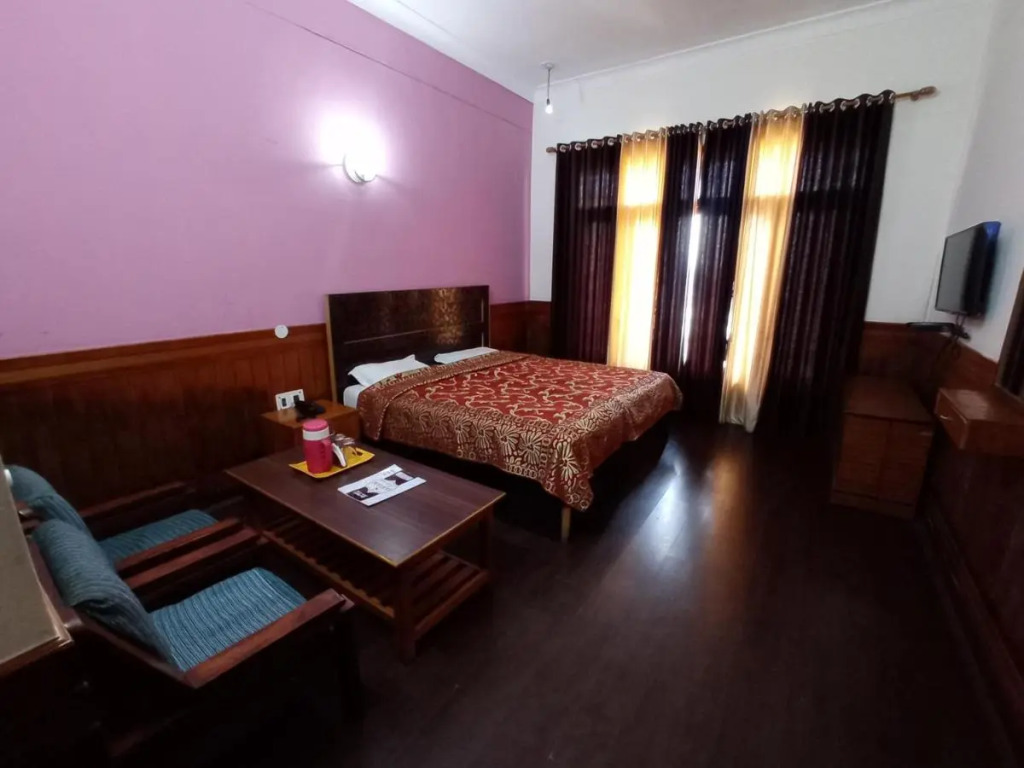 Hotel Himsagar