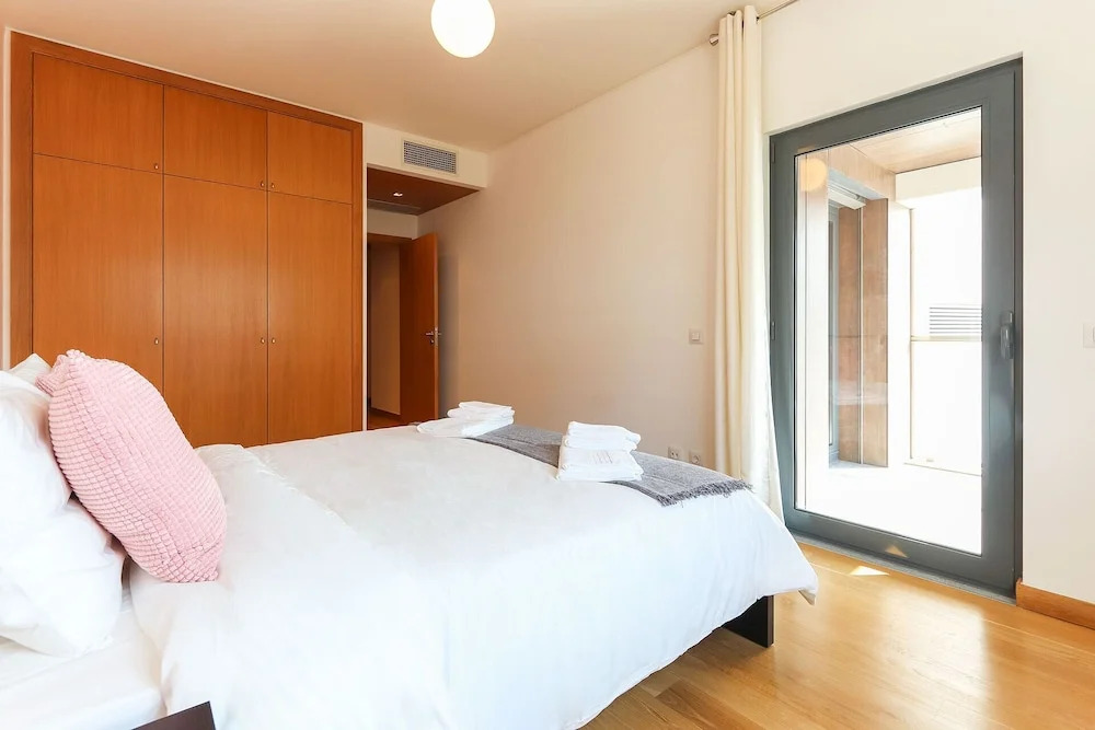Expo Premium by Homing