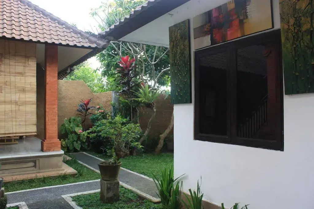 Santana Bali Home stay