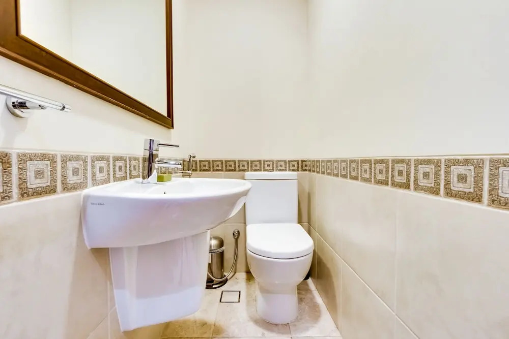 Fairmont North Luxury 2 BR Apt Palm
