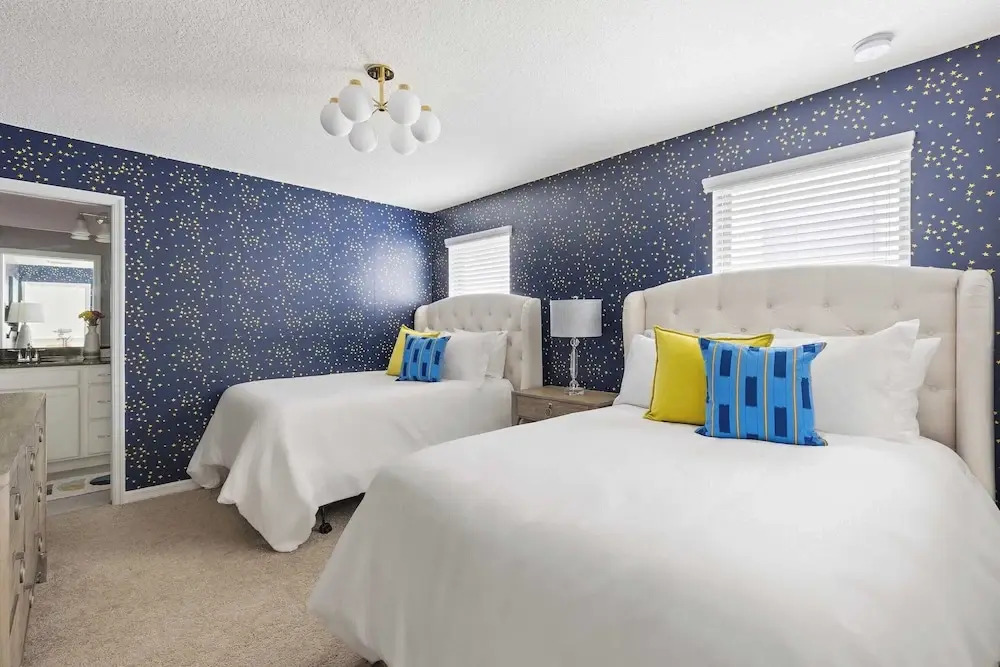 Sleeps 20! Resort Home Near Disney, Pool+game Room Twice-as-nice by Avantstay
