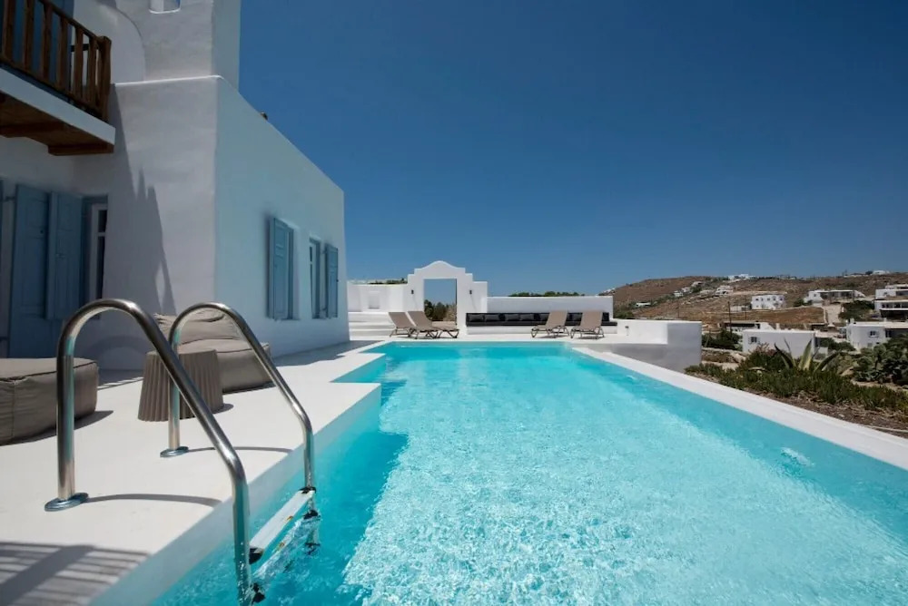 Villa Pearl 3 Bedroom Villa in Ornos With Private Pool