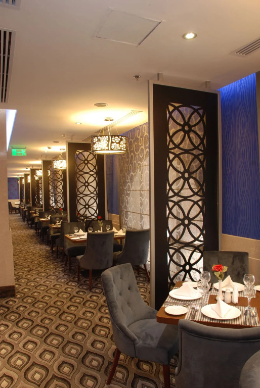 Gloria Al Madinah, Al Fayroz Al Massi