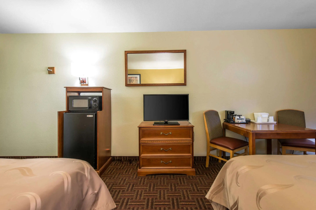 Quality Inn Colorado Springs South