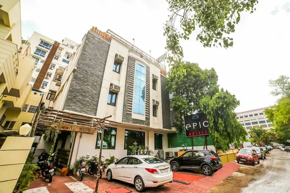 Capital O 38526 Hotel Epic